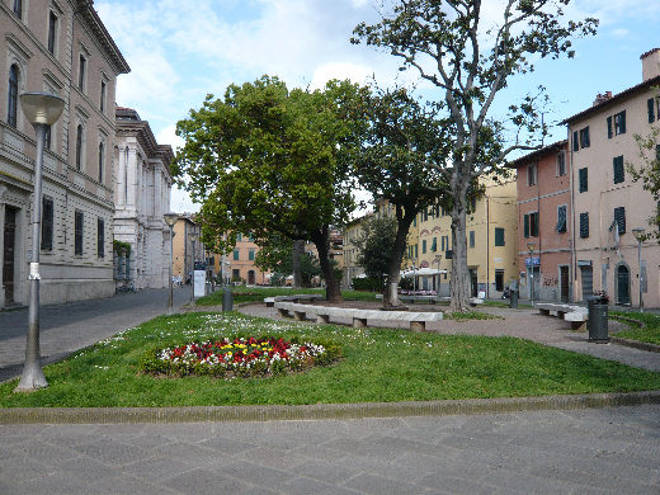 Piazza-Dante